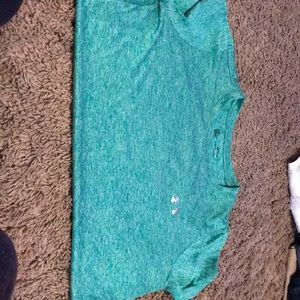 Under armpit women’s shirt